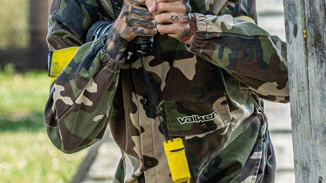 Sjove og udfordrende polterabend aktiviteter, der samler holdet